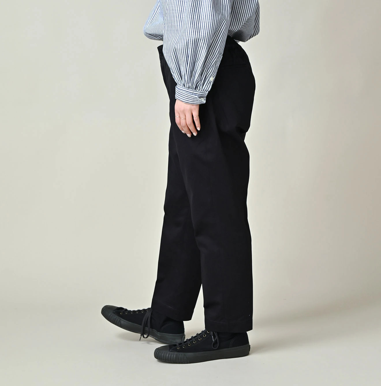 45R(フォーティファイブアール) |双糸チノのサブリナスラックス