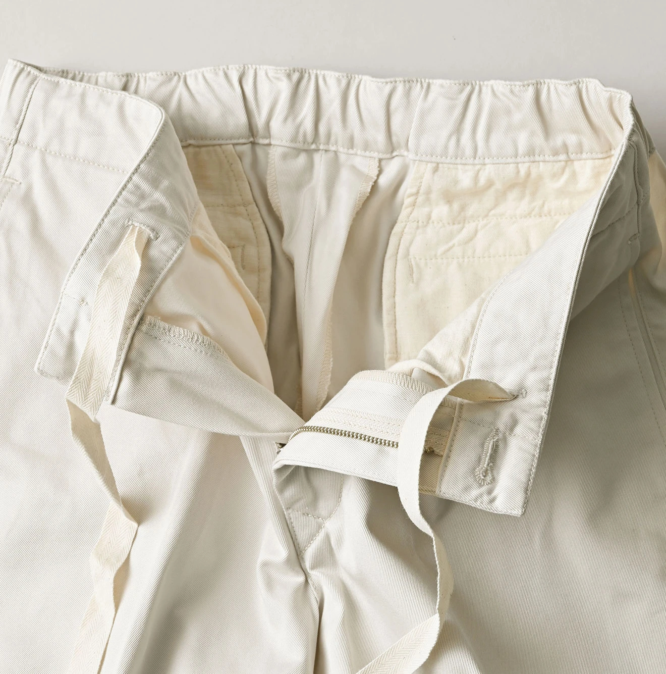 45R(フォーティファイブアール) |双糸チノのサブリナスラックス