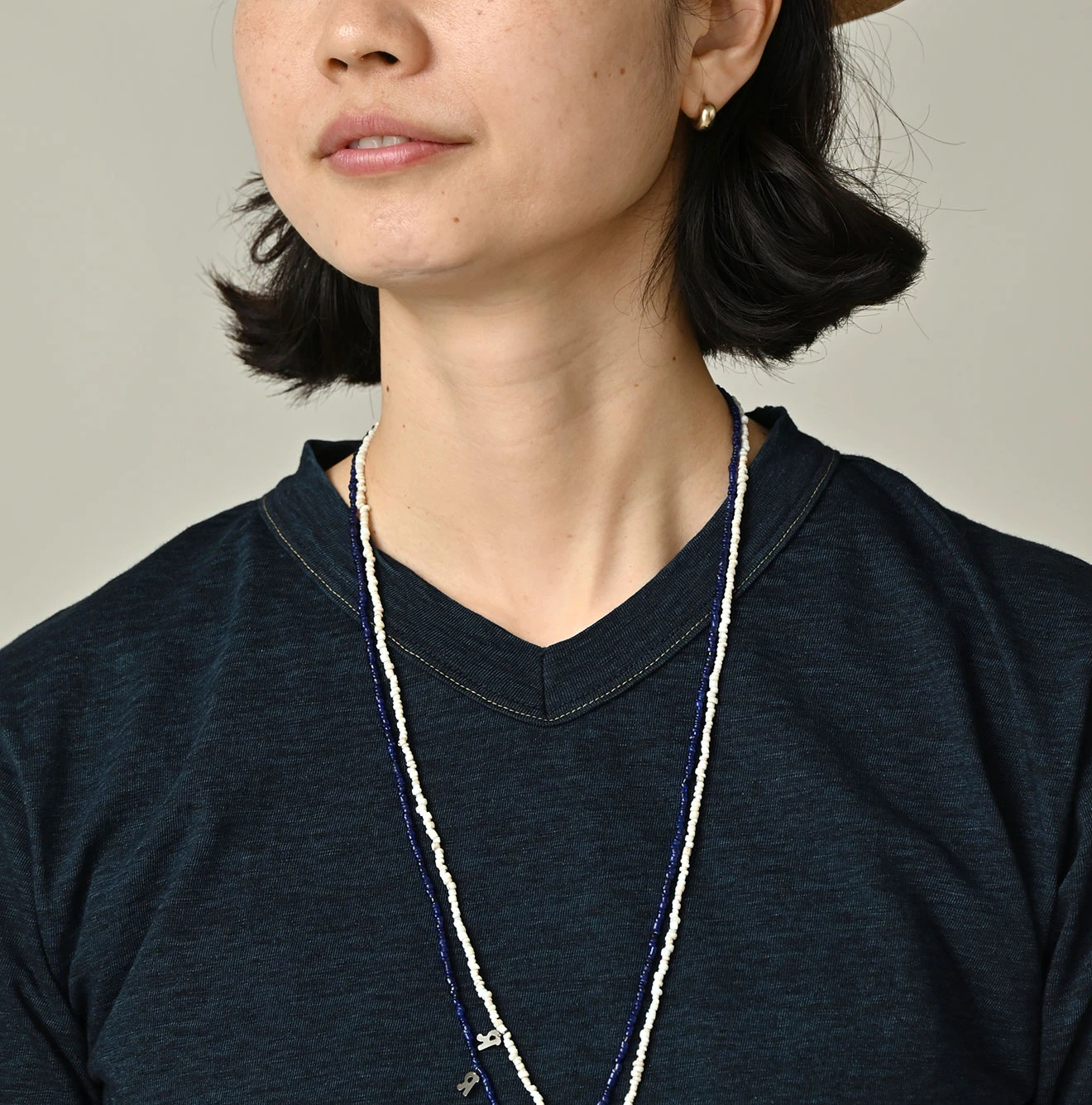 45R(フォーティファイブアール) |天竺の908浅VネックTシャツ（インディゴ）