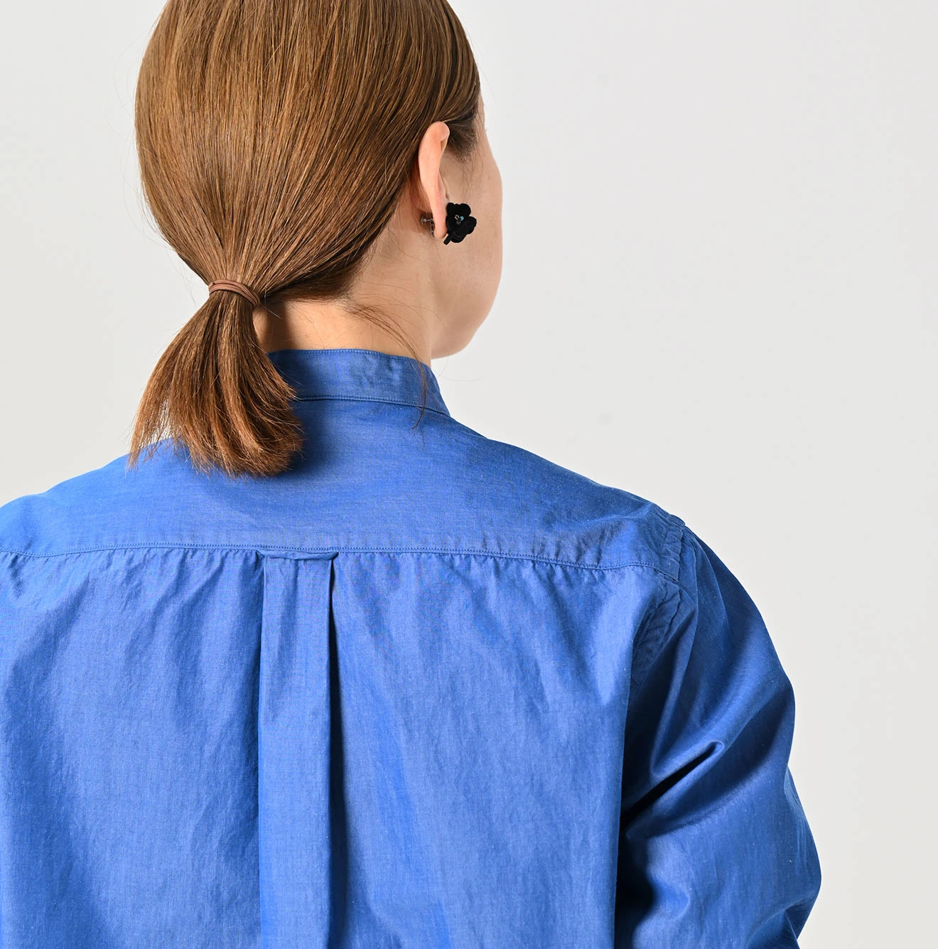 45R(フォーティファイブアール) |180番三子の908ローファーピンタックスタンドシャツ