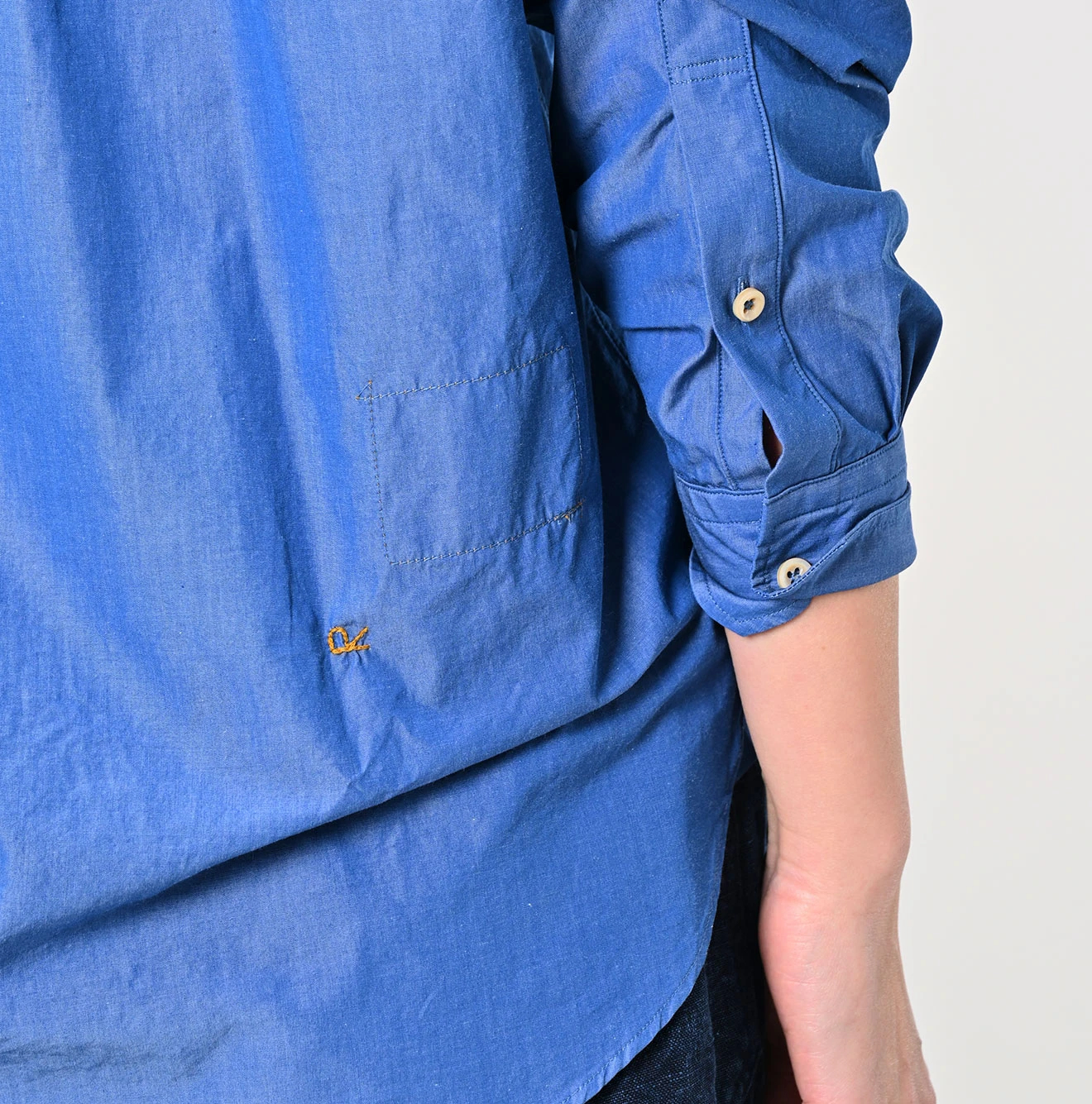 45R(フォーティファイブアール) |180番三子の908ローファーピンタックスタンドシャツ