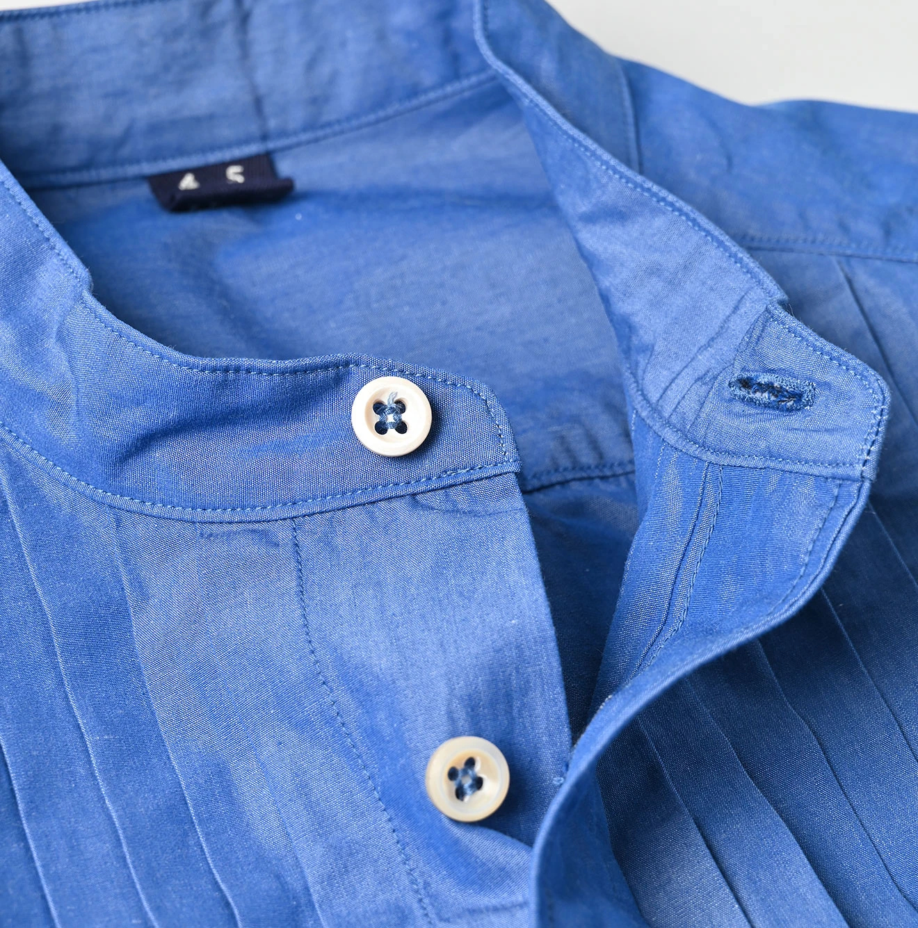 45R(フォーティファイブアール) |180番三子の908ローファーピンタックスタンドシャツ