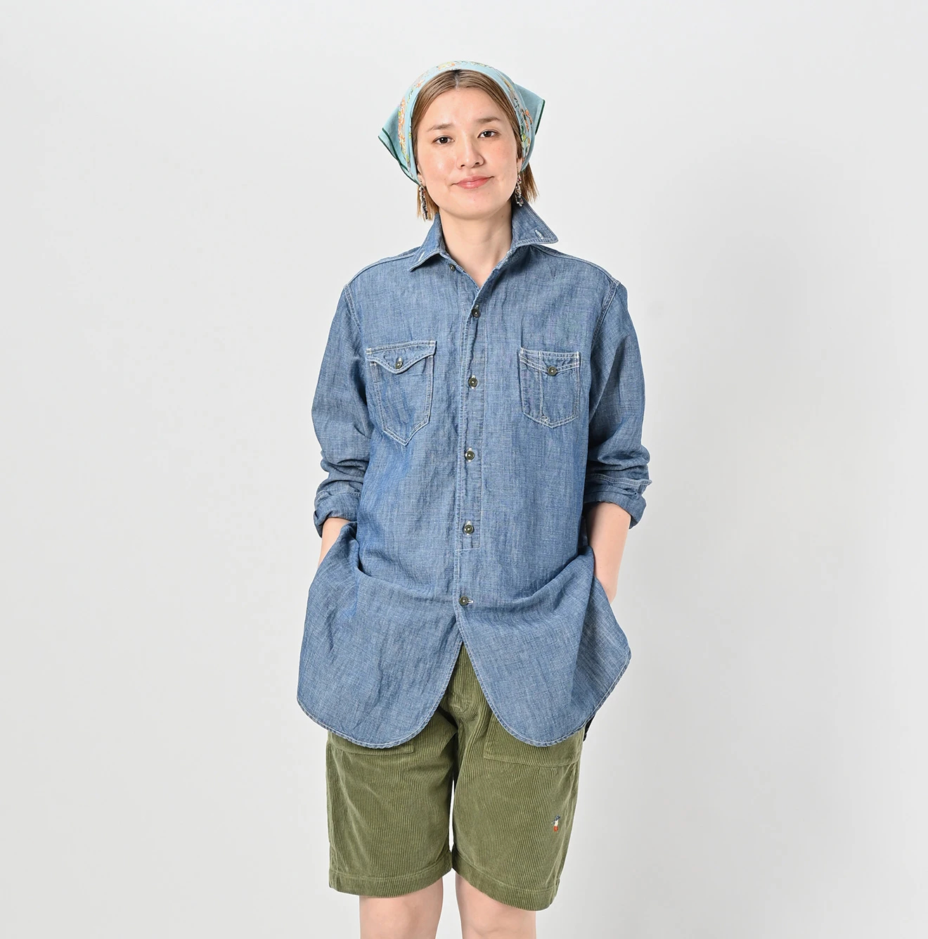 45R(フォーティファイブアール) |綿麻瑠璃ダンガリーの908ガチャポケシャツ（重）