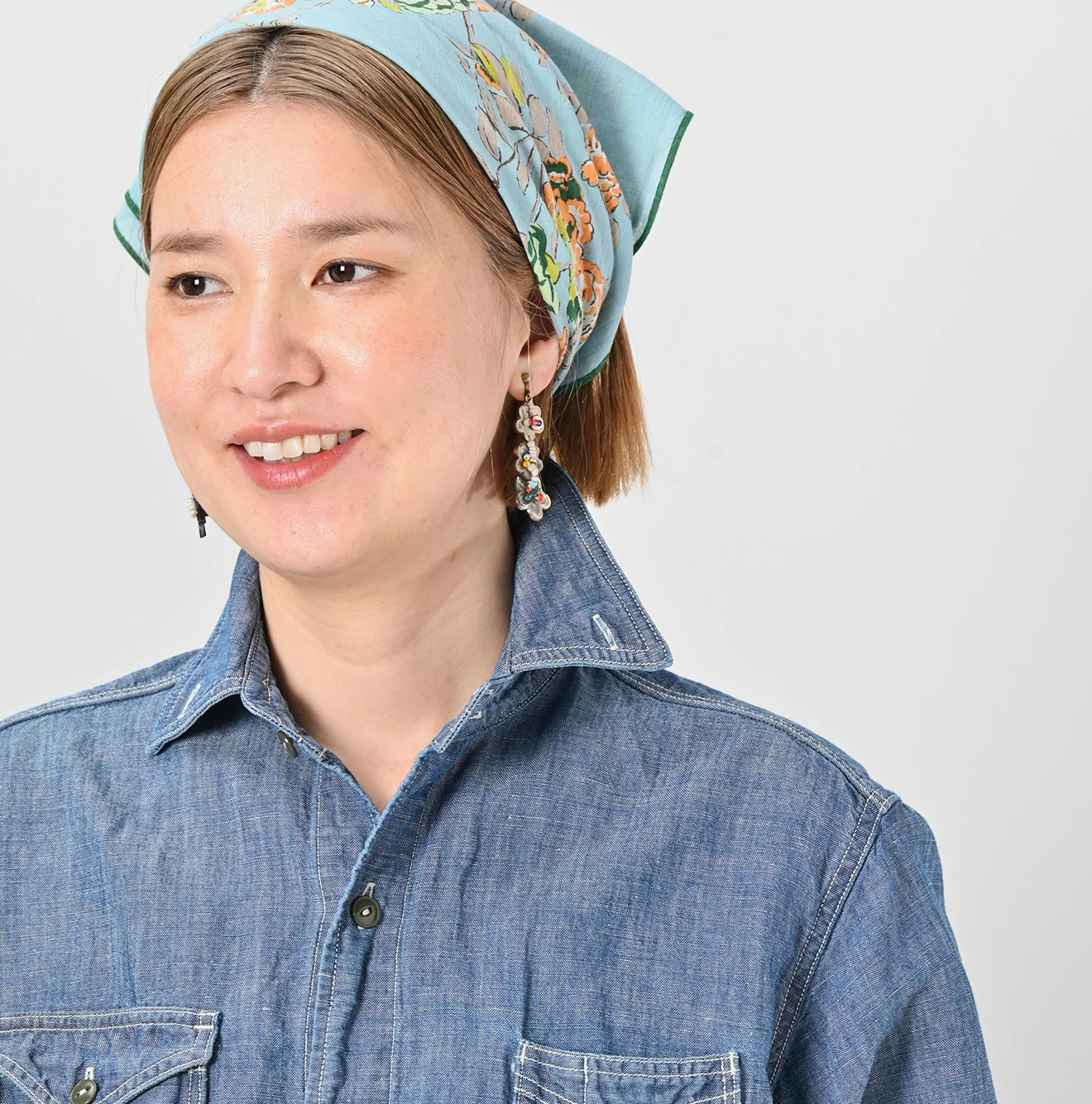 45R(フォーティファイブアール) |綿麻瑠璃ダンガリーの908ガチャポケシャツ（重）