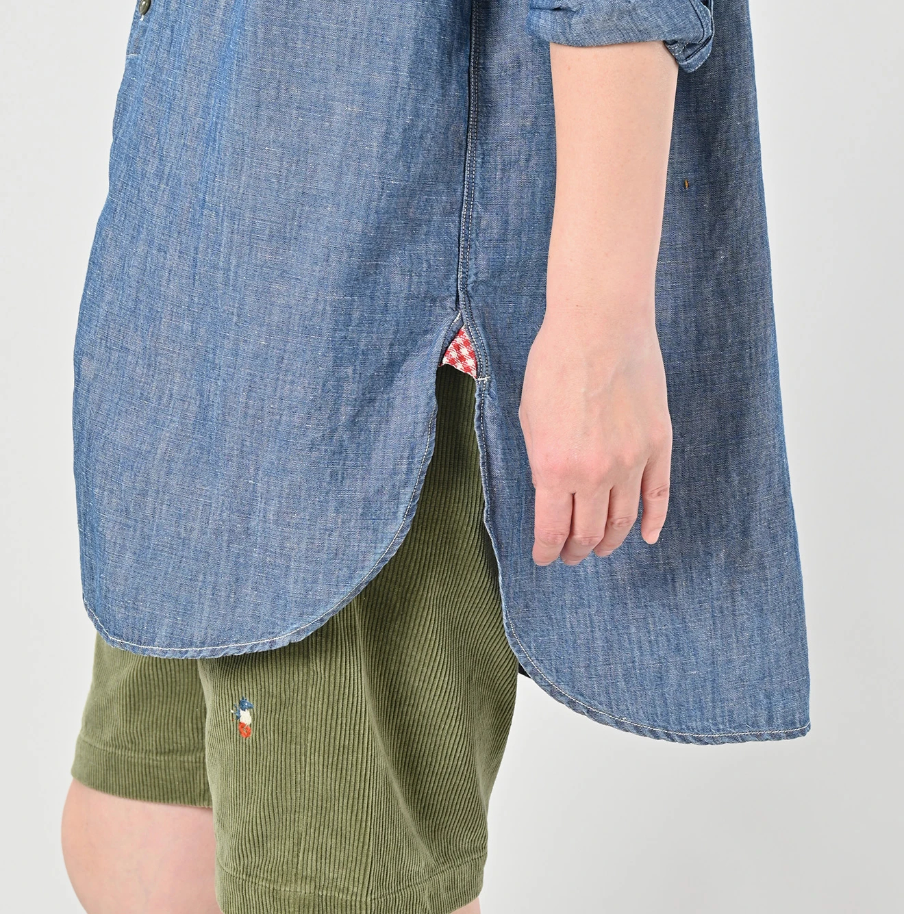 45R(フォーティファイブアール) |綿麻瑠璃ダンガリーの908ガチャポケシャツ（重）