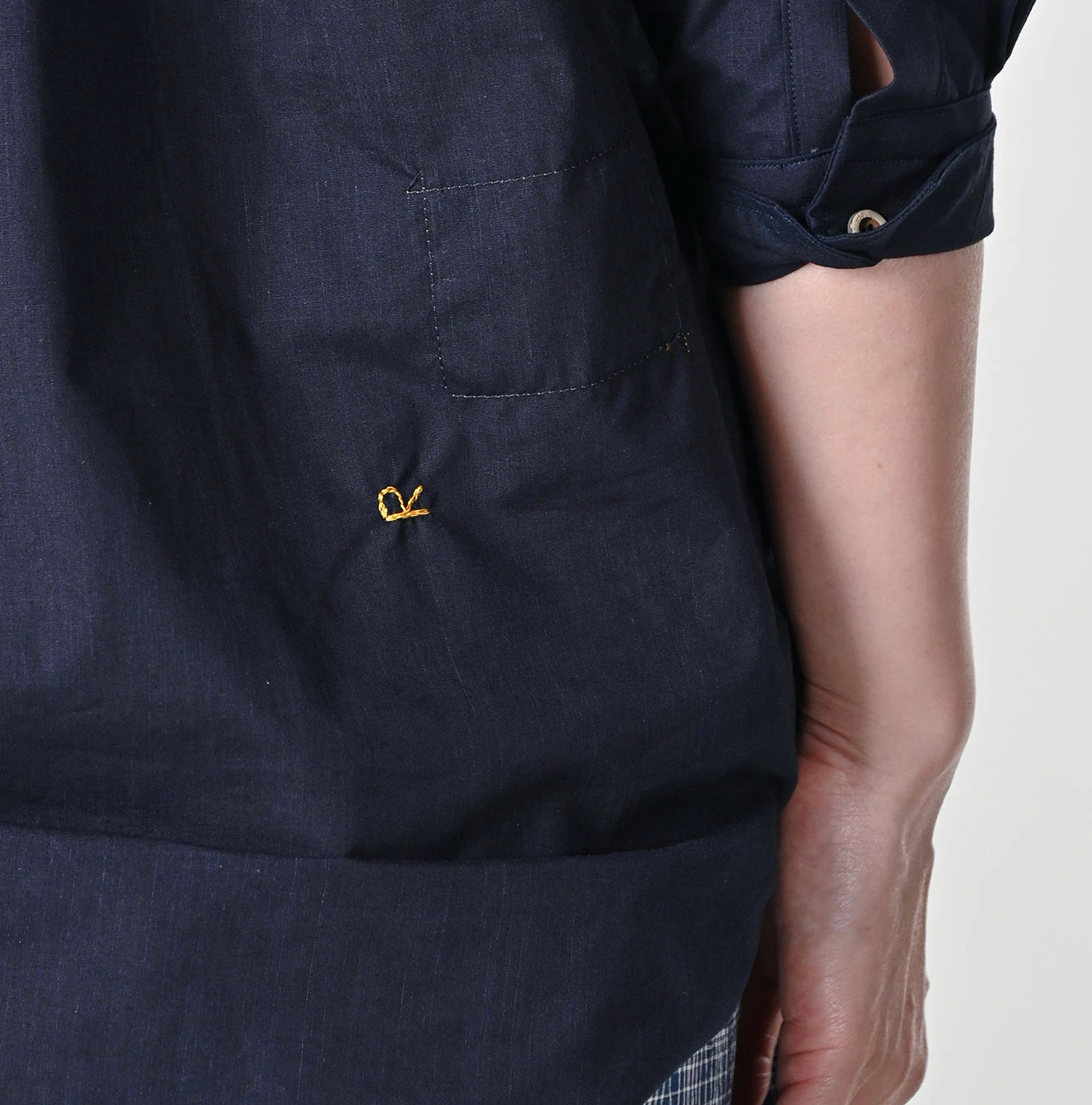 45R(フォーティファイブアール) |バチストの908ピンタックスタンドシャツ（インディゴ）