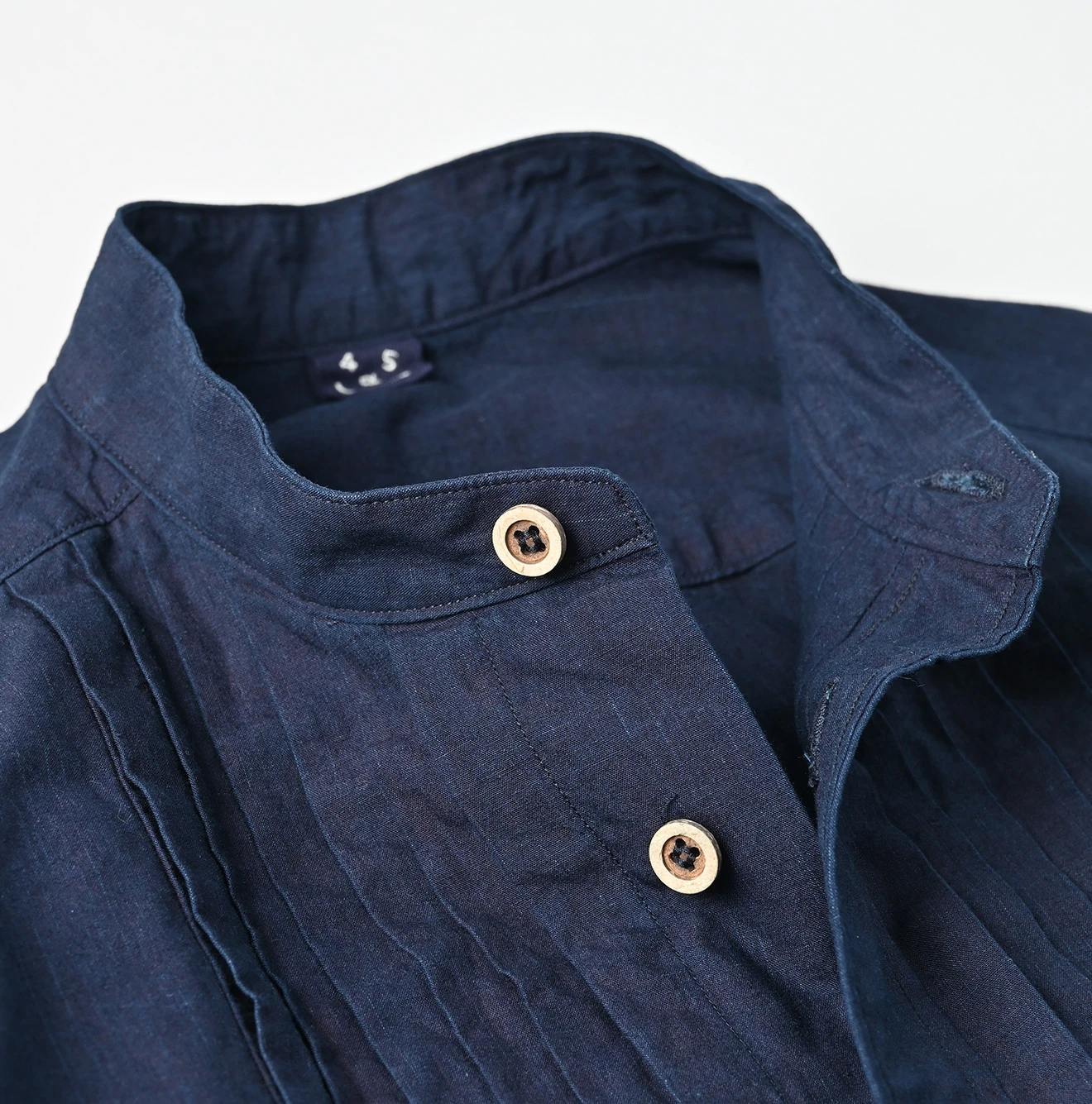 45R(フォーティファイブアール) |バチストの908ピンタックスタンドシャツ（インディゴ）