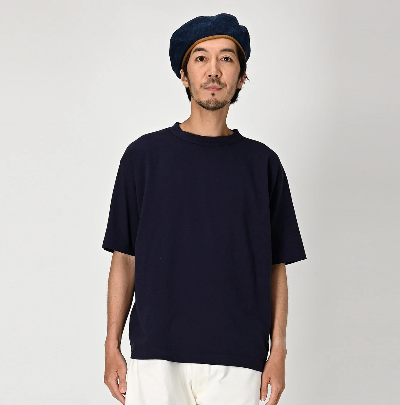 45R/45rpm Ｔシャツ カットソー フォーティーファイブアールピーエム 45R（フォーティファイブアール）| トリコロゴ刺繍の90845星Tシャツ