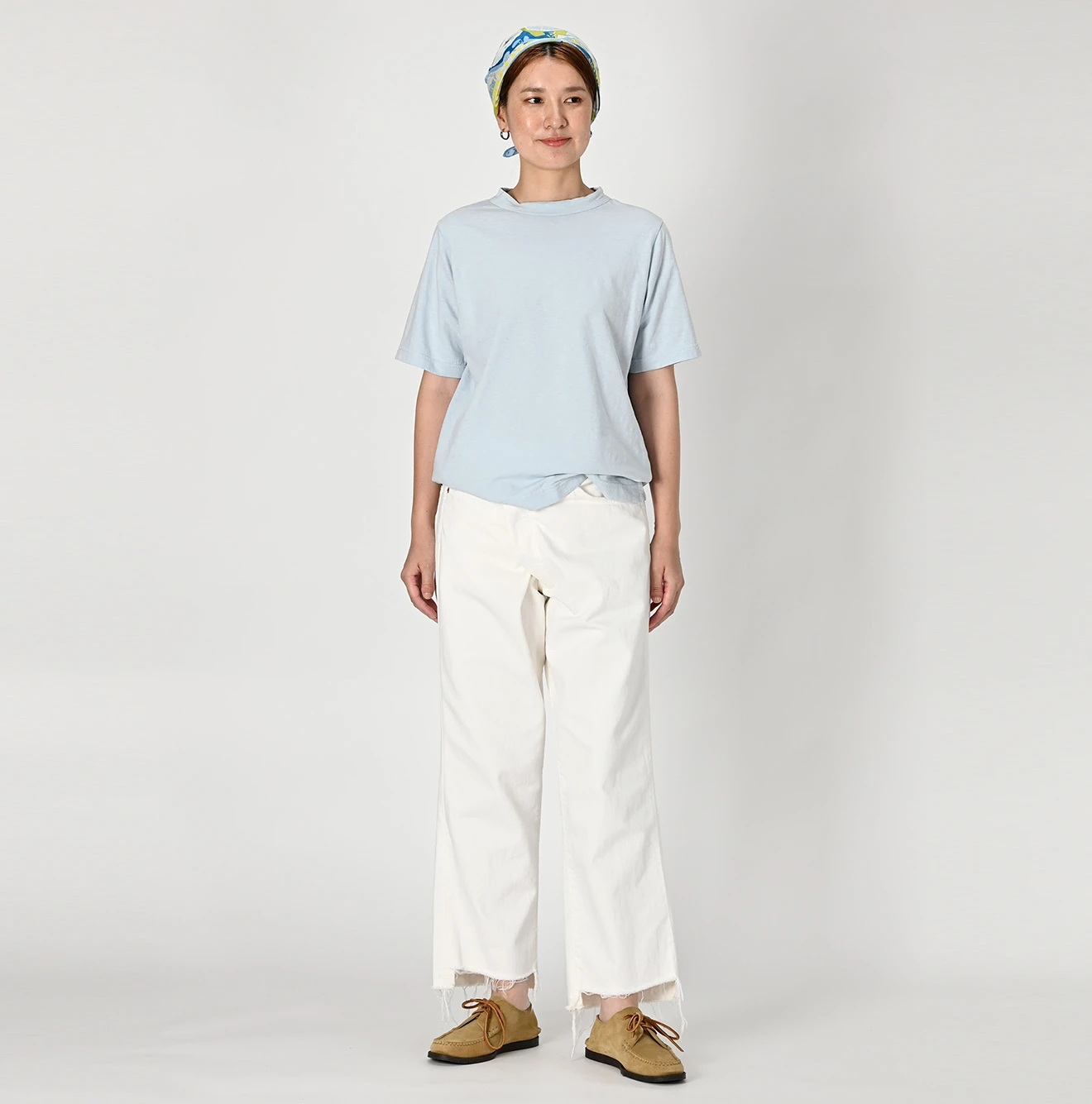 45R（フォーティファイブアール）| トリコロゴ刺繍の90845星Tシャツ