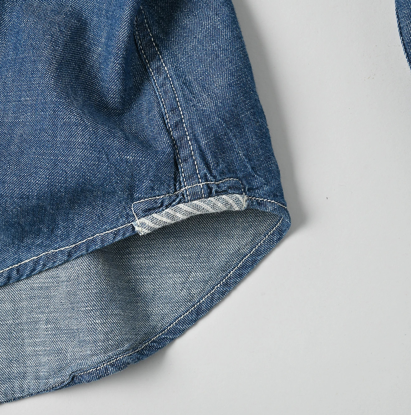 45R(フォーティファイブアール) |瑠璃ダンガリーデニムの908イースタンシャツ（加工）