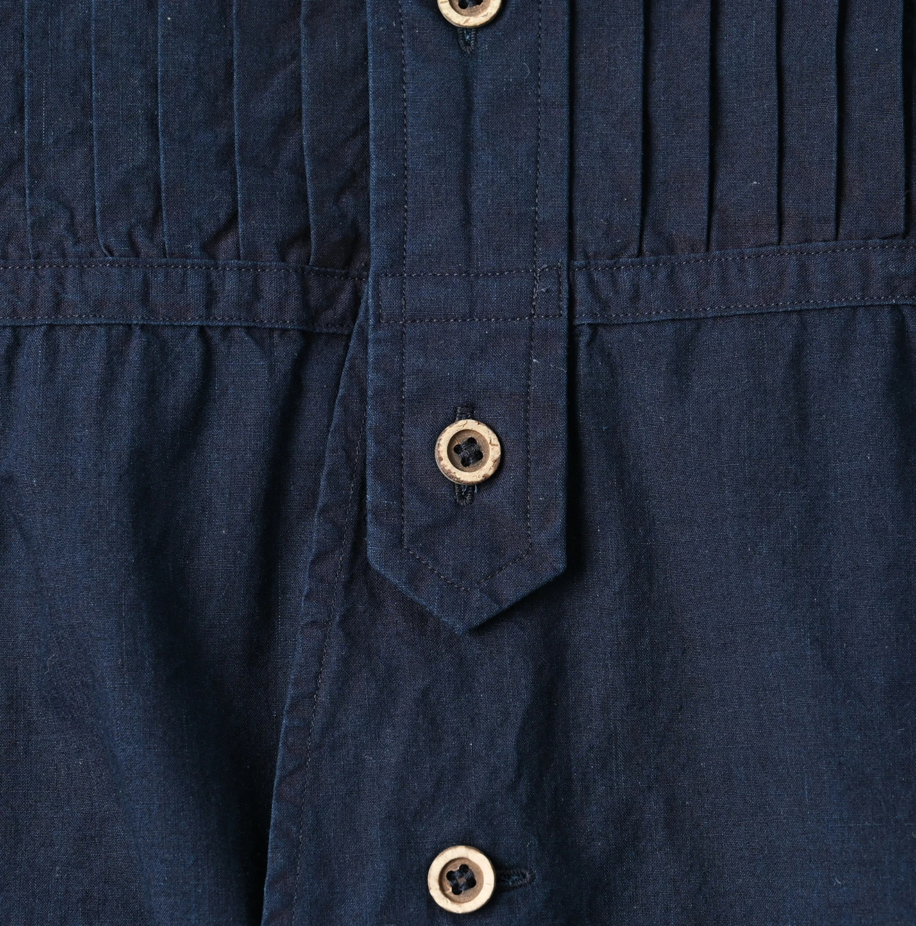 45R(フォーティファイブアール) |バチストの908ピンタックシャツ（インディゴ)