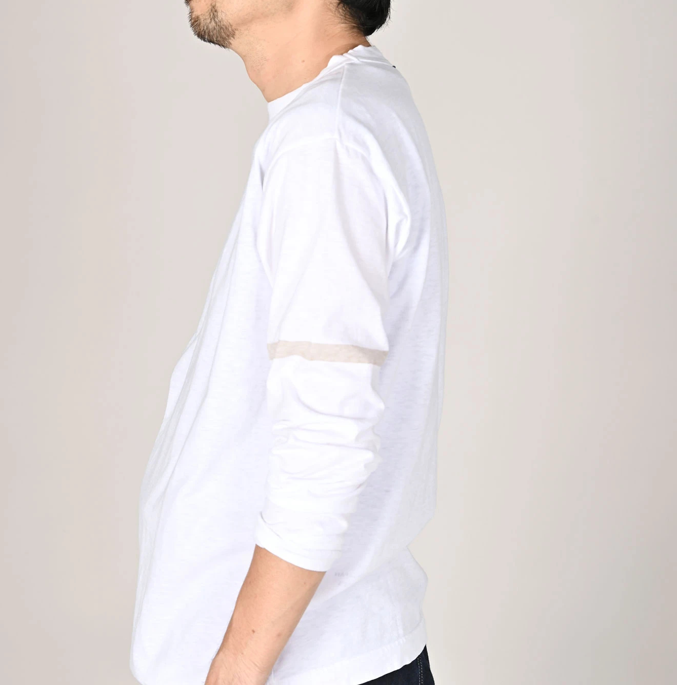 45R(フォーティファイブアール) |シャドーロゴプリントの908Tシャツ