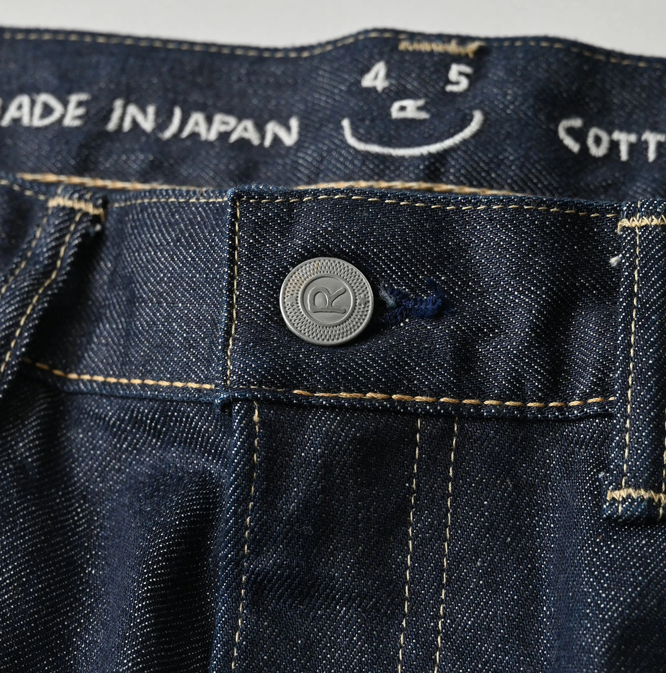 45R ポロ　フォーティーファイブアール 45R（フォーティファイブアール）| トリコロゴ刺繍の90845星Tシャツ
