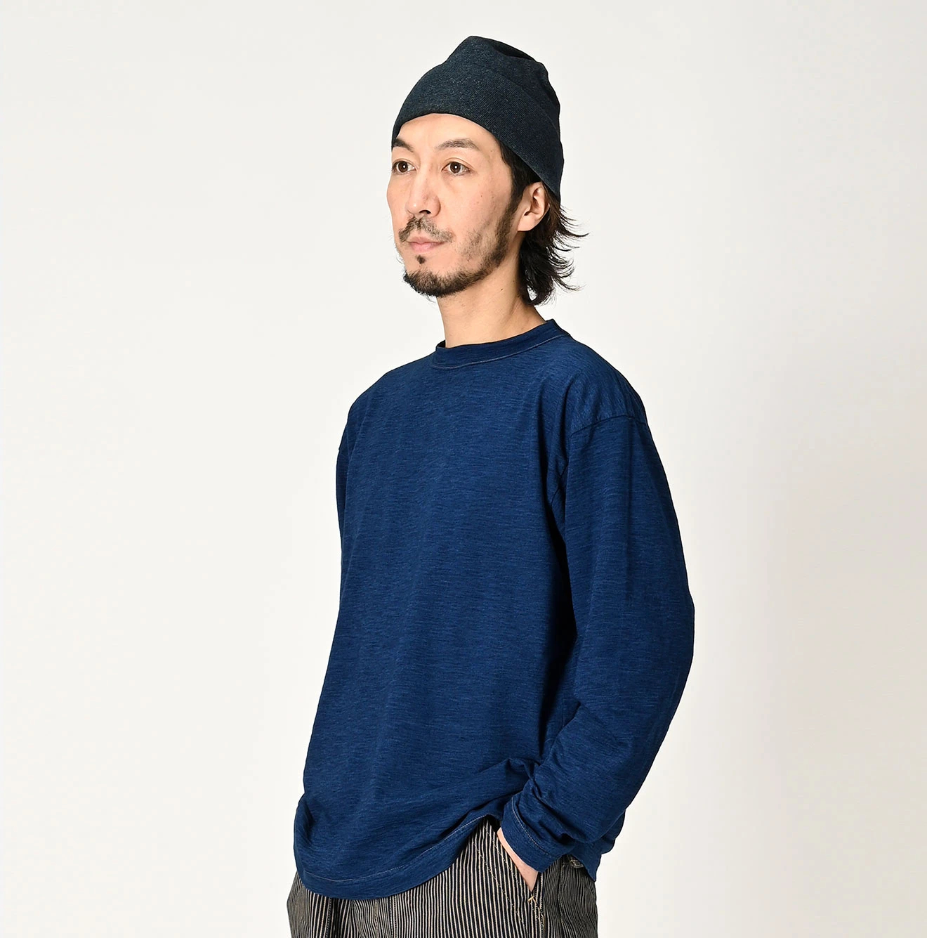 45R レーヨン天竺 ネイビー 青 Tシャツ コットン 綿 刺繍入り ゆったり 45R（フォーティファイブアール）| 度詰天竺の90845星Tシャツ