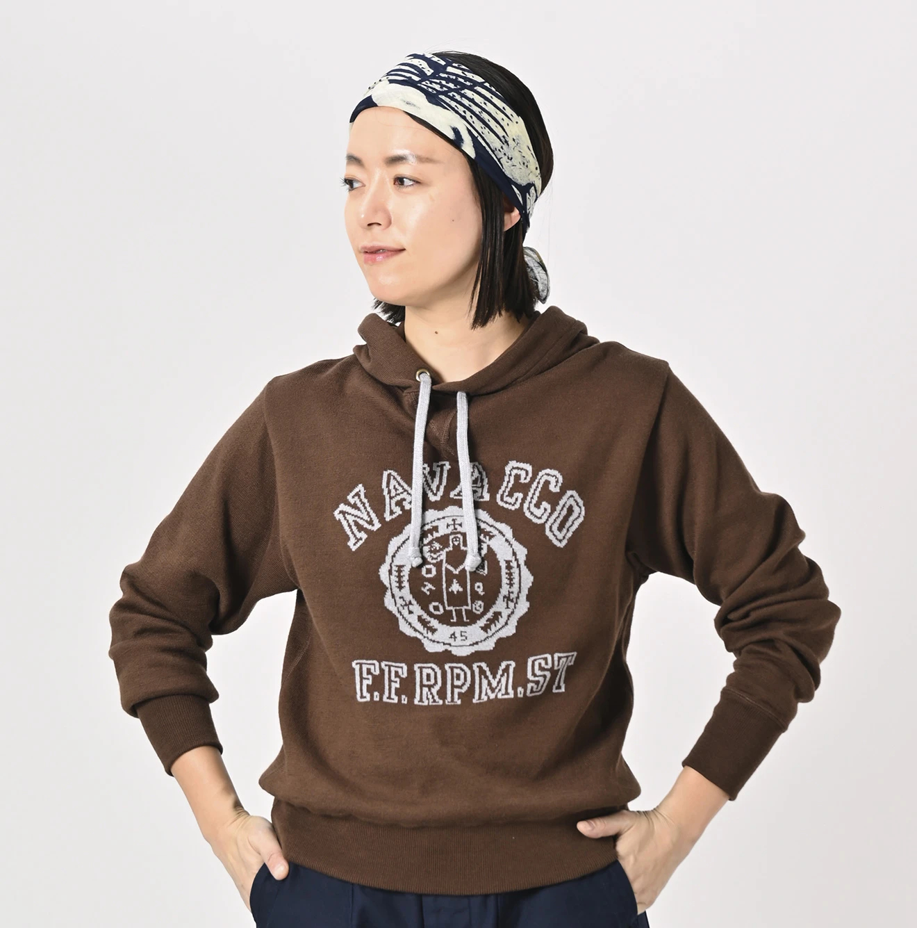 45R(フォーティファイブアール) |スムースの908カレッジフーディ