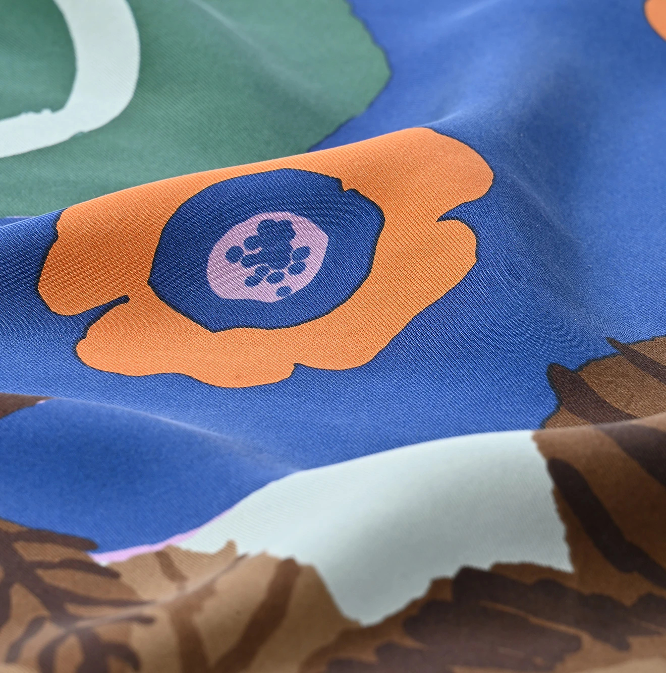 45R(フォーティファイブアール) |シルクのアネモネバード風呂敷