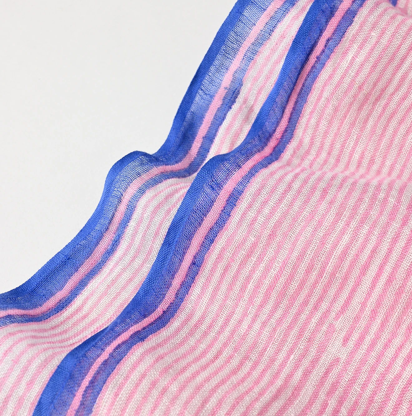 45R(フォーティファイブアール) |インドリネンヒッコリーの刺繍ストール