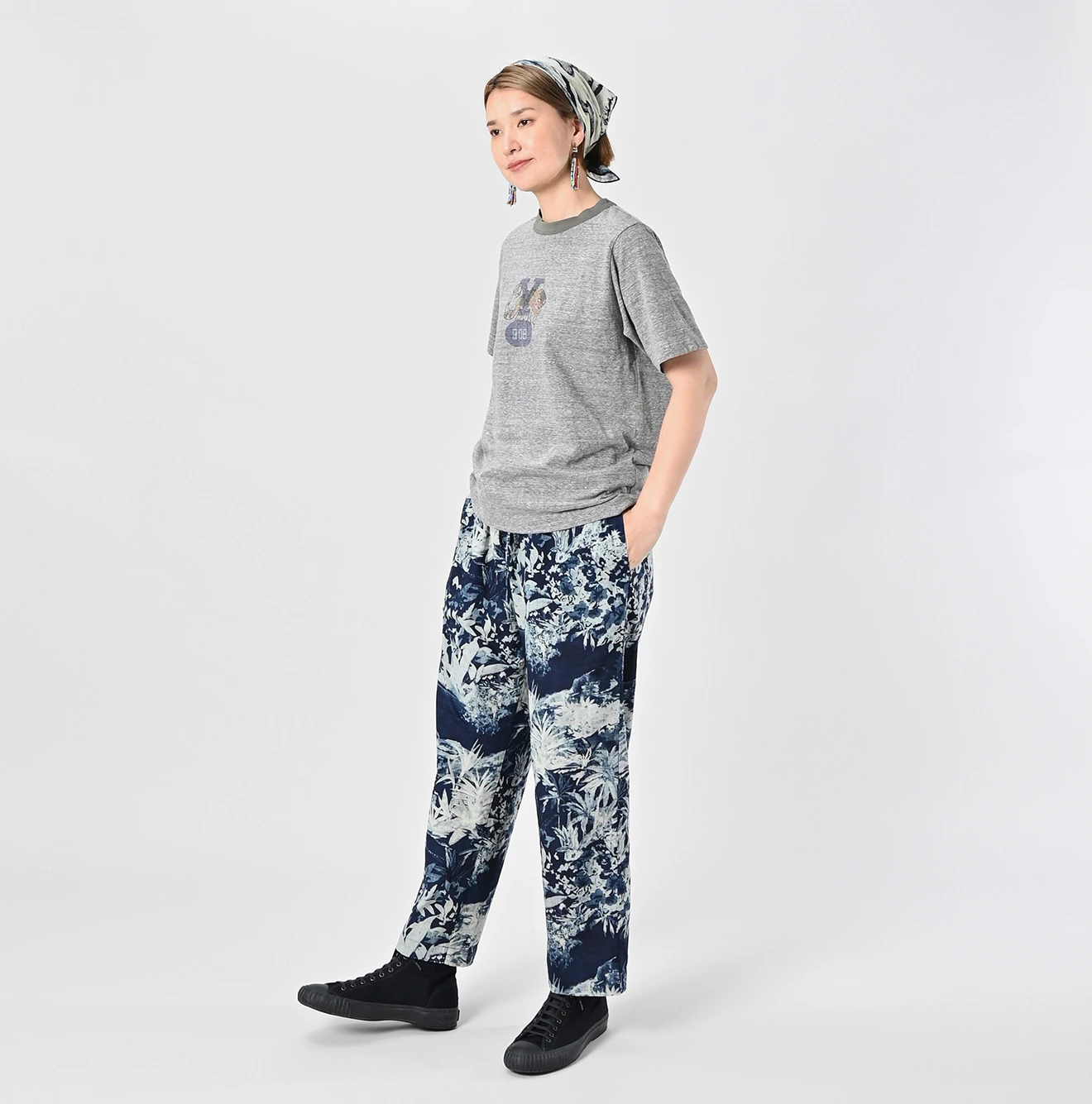 45R(フォーティファイブアール) |チャメレイオンYプリントの908Tシャツ（トップ）