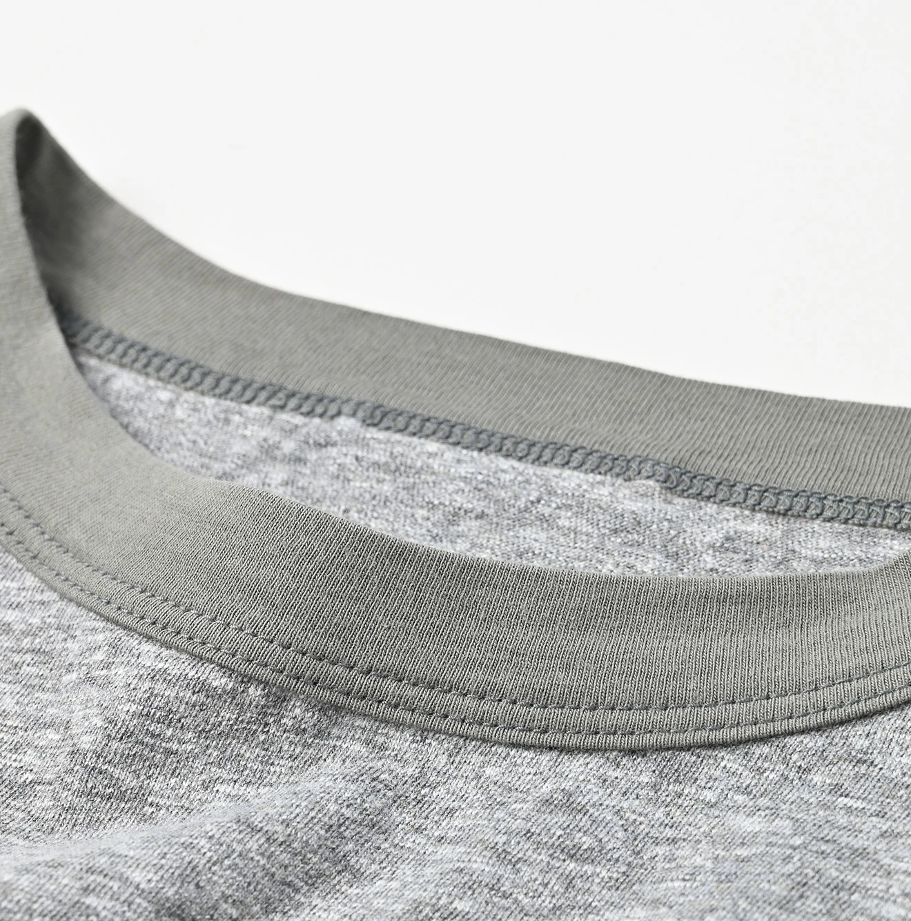 45R(フォーティファイブアール) |チャメレイオンYプリントの908Tシャツ（トップ）