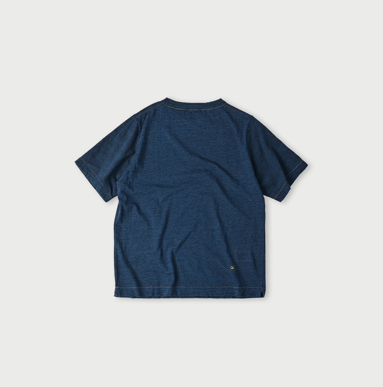 45R(フォーティファイブアール) |チャメレイオン刺繍の908Tシャツ（インディゴ）
