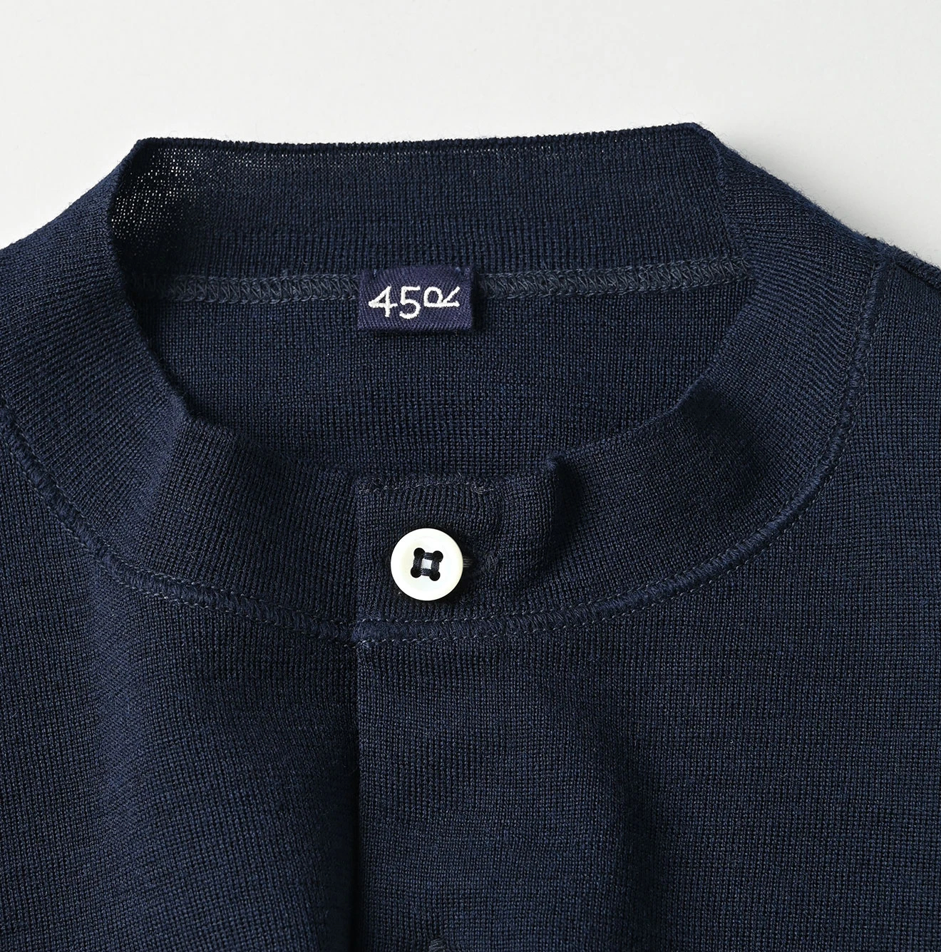 45R(フォーティファイブアール) |梳毛ウールのニットソーリボンカーディガン