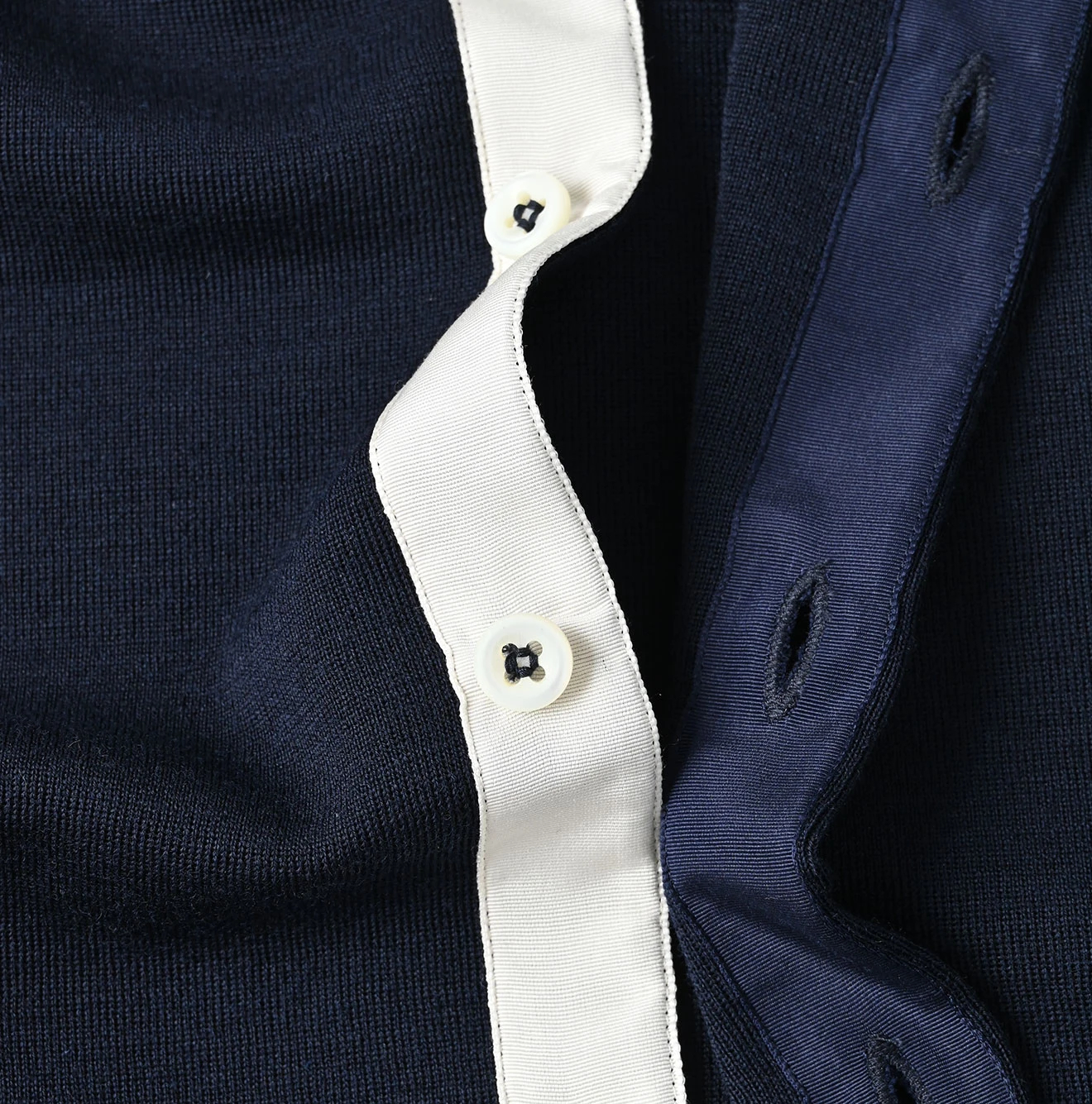 45R(フォーティファイブアール) |梳毛ウールのニットソーリボンカーディガン