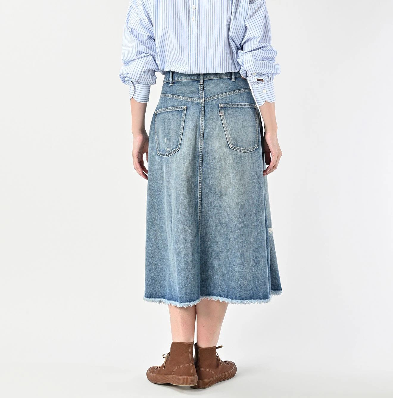 ライ麦デニムのクロスオーバースカート（ホワイト・一張羅）　size 4(XL) 45R（フォーティファイブアール）| ライ麦デニムのクロスオーバー