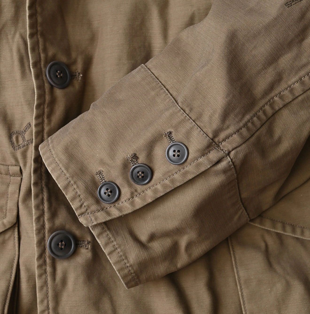 45R(フォーティファイブアール) |バックサテンのＰコート（再び・45RPMSTUDIO刺繍）