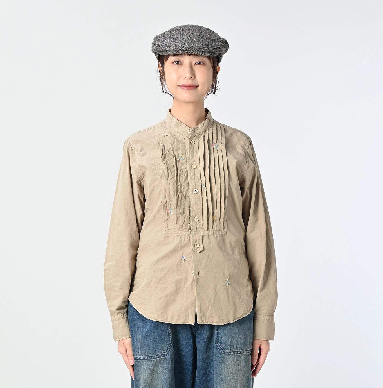 45R（フォーティファイブアール）| ダンプ小花刺繍のピンタックプティ