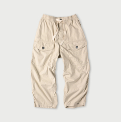 06-アンティークホワイト