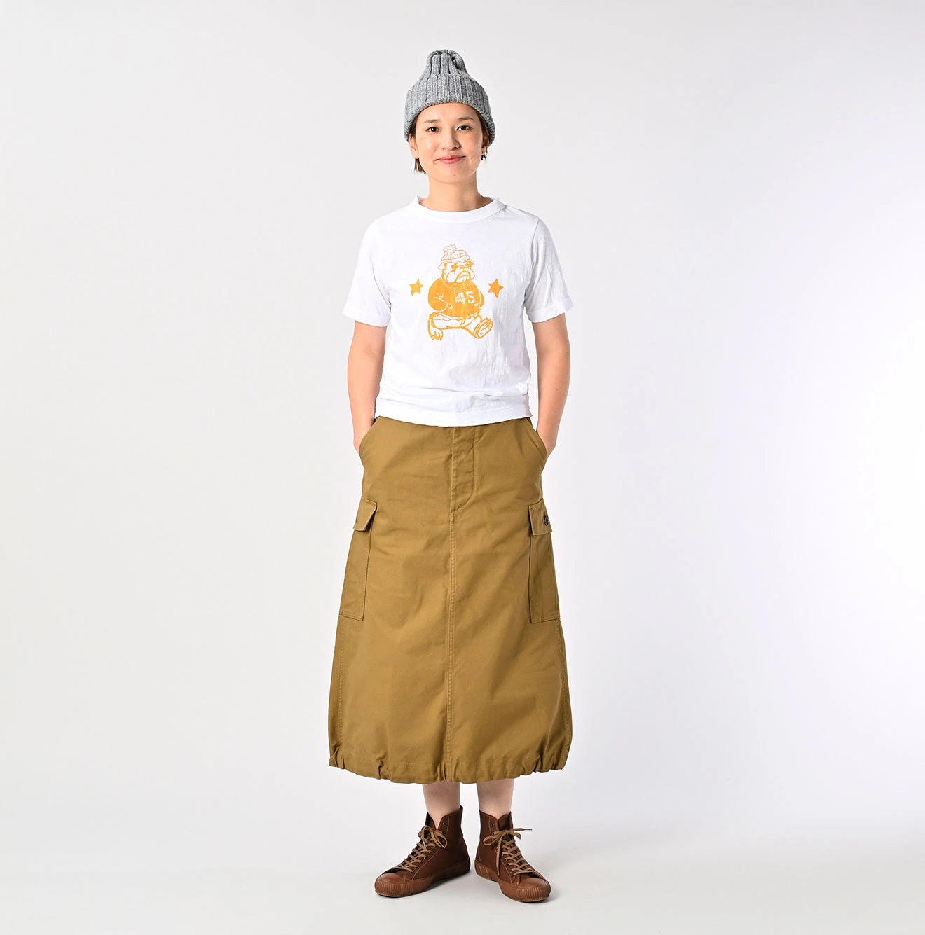 45R(フォーティファイブアール) |ブル丸ウォークプリントの90845星Tシャツ（再び）