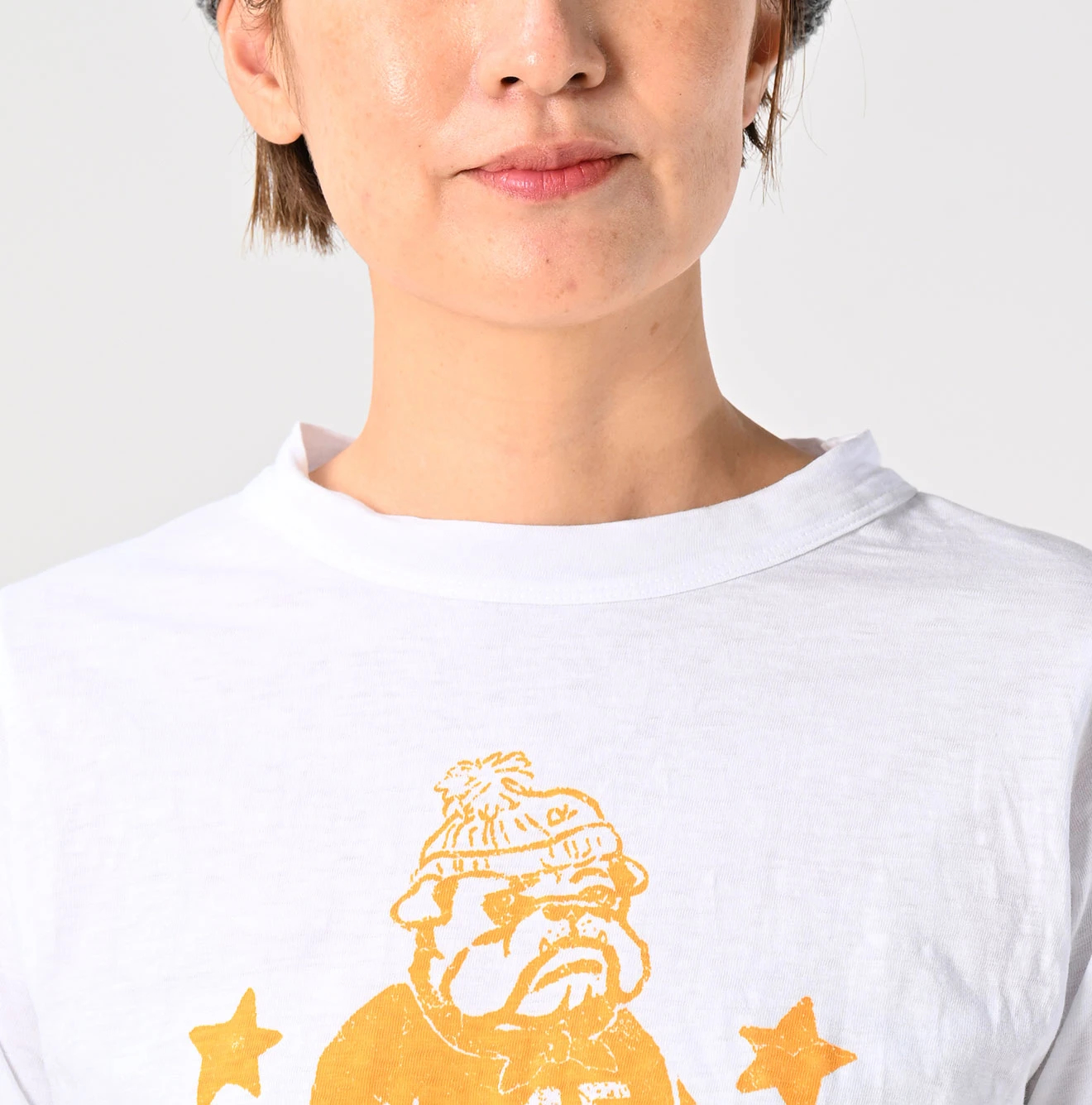 45R(フォーティファイブアール) |ブル丸ウォークプリントの90845星Tシャツ（再び）