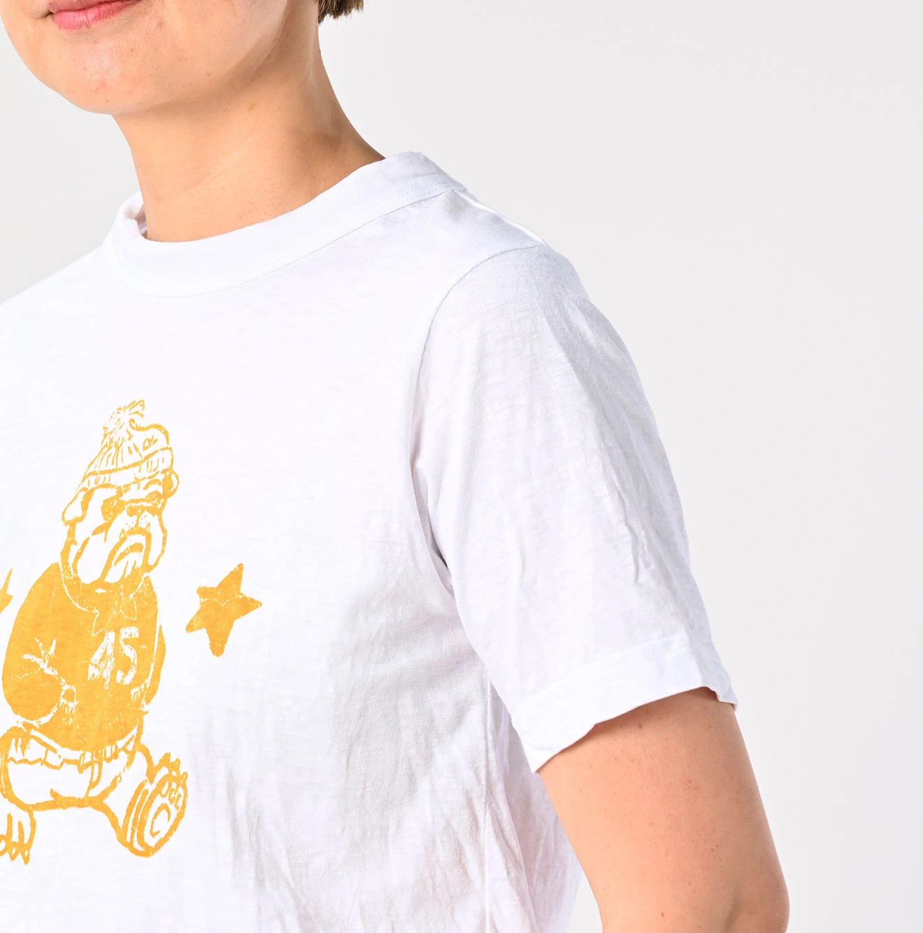 45R(フォーティファイブアール) |ブル丸ウォークプリントの90845星Tシャツ（再び）