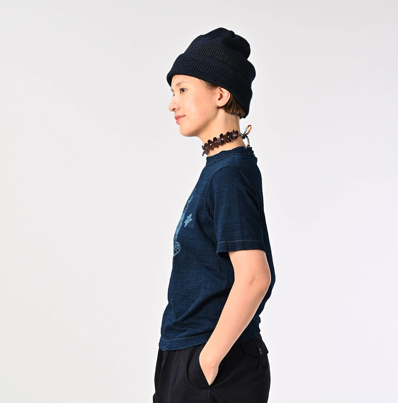 45R(フォーティファイブアール) |ブル丸ウォークプリントの90845星Tシャツ（再び・インディゴ）