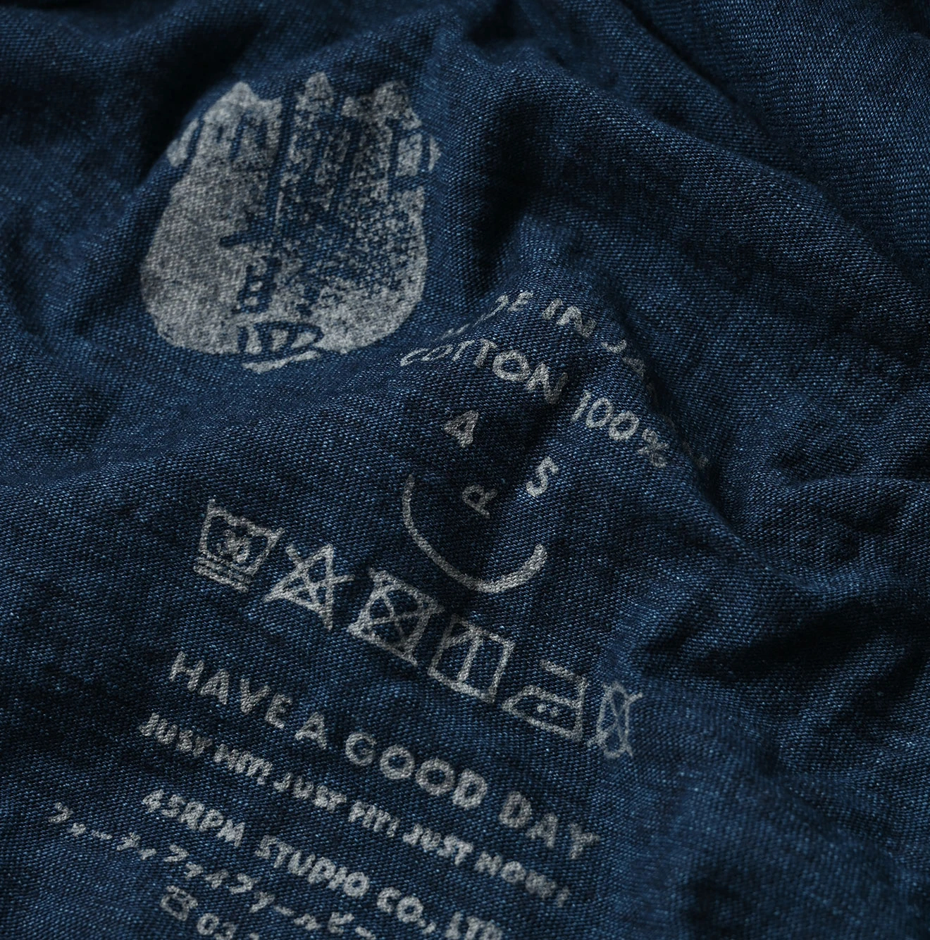 45R(フォーティファイブアール) |ブル丸ウォークプリントの90845星Tシャツ（再び・インディゴ）