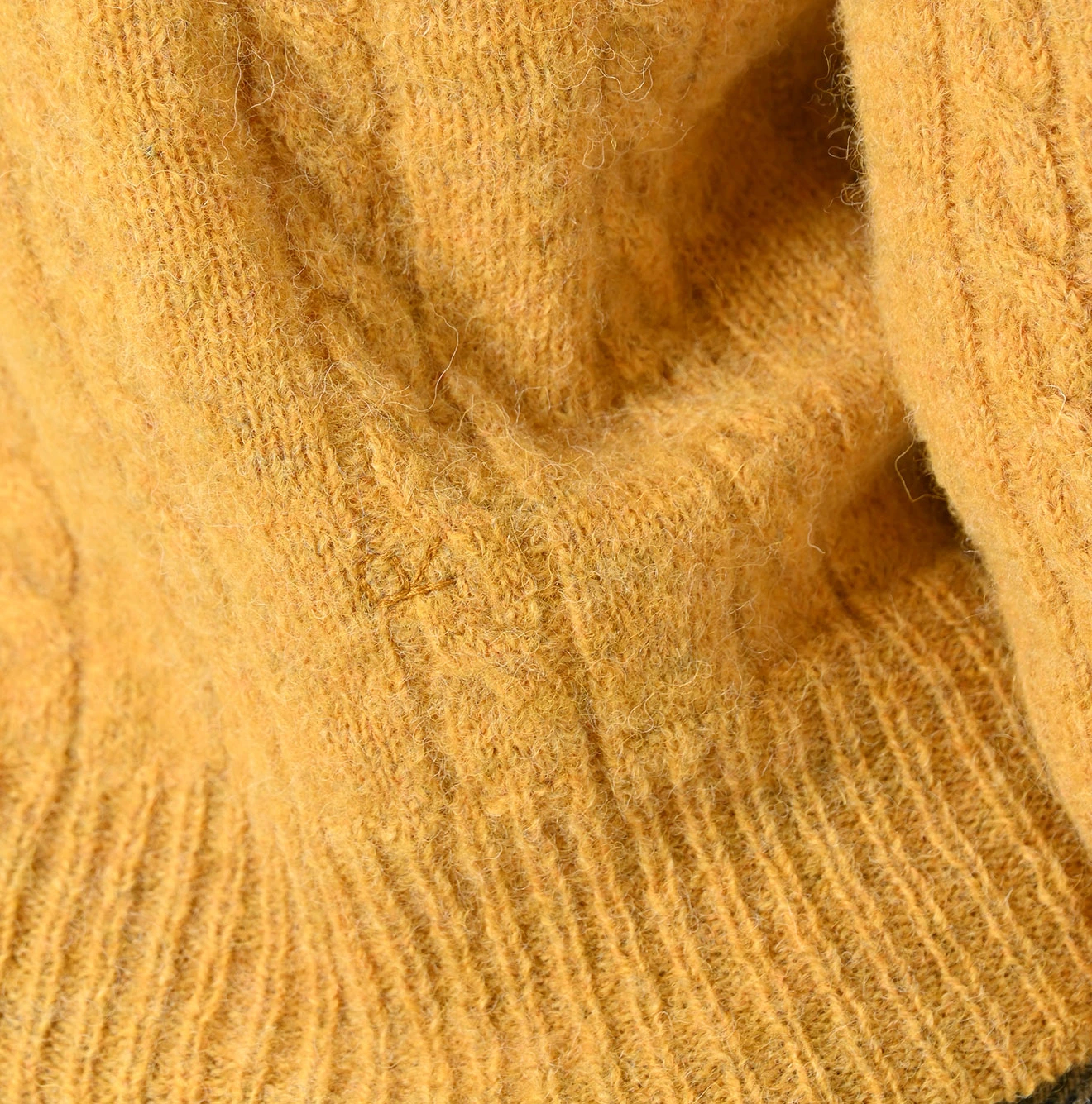 45R(フォーティファイブアール) |シェットランドケーブル縮絨のセーター