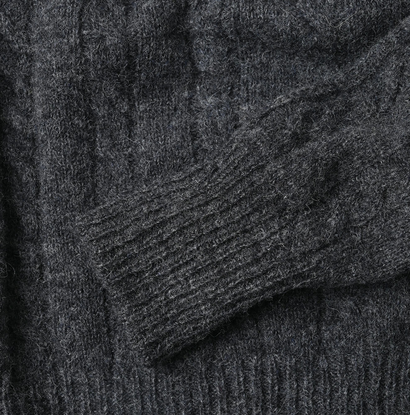 45R(フォーティファイブアール) |シェットランドケーブル縮絨のセーター