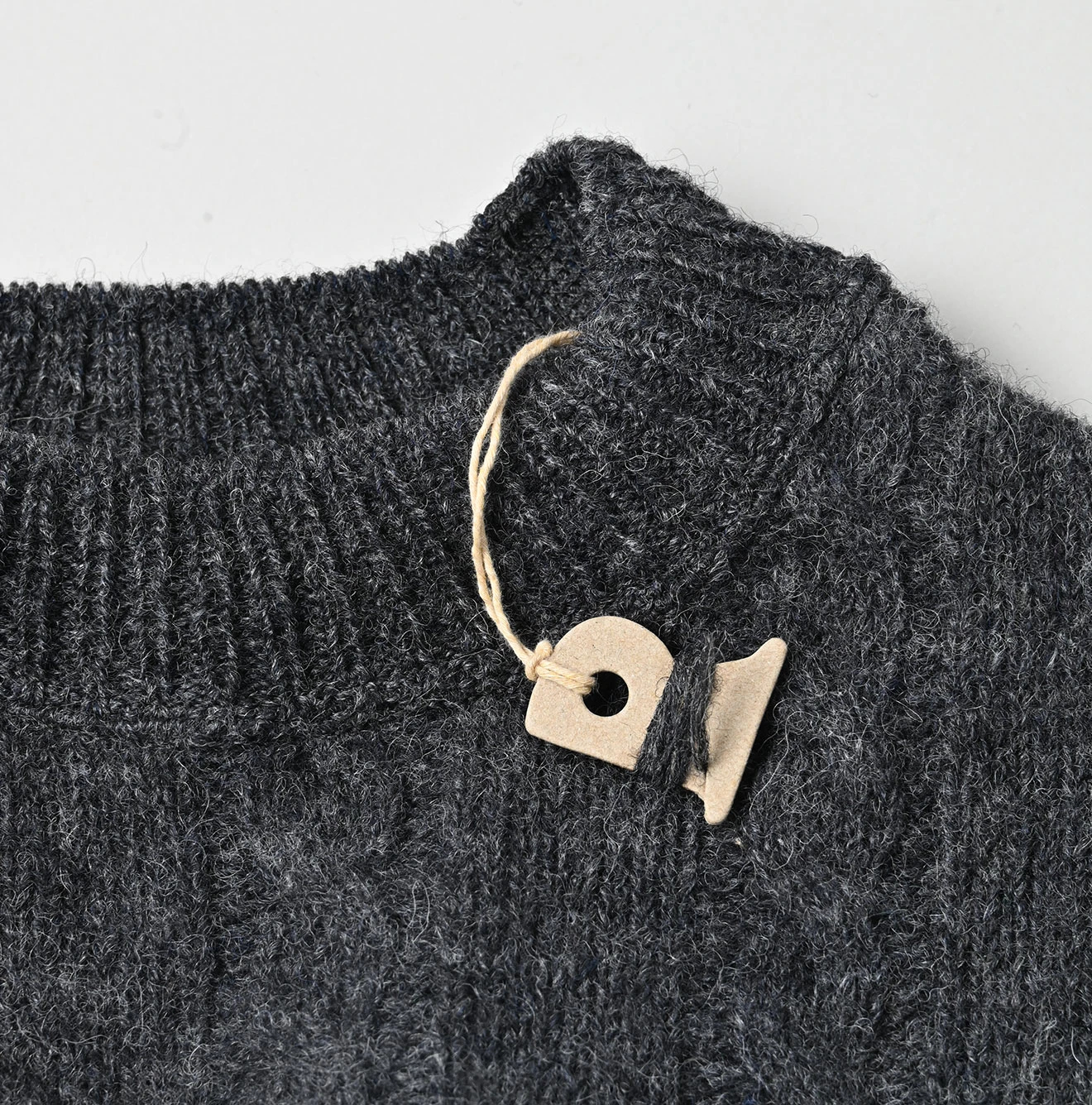 45R(フォーティファイブアール) |シェットランドケーブル縮絨のセーター