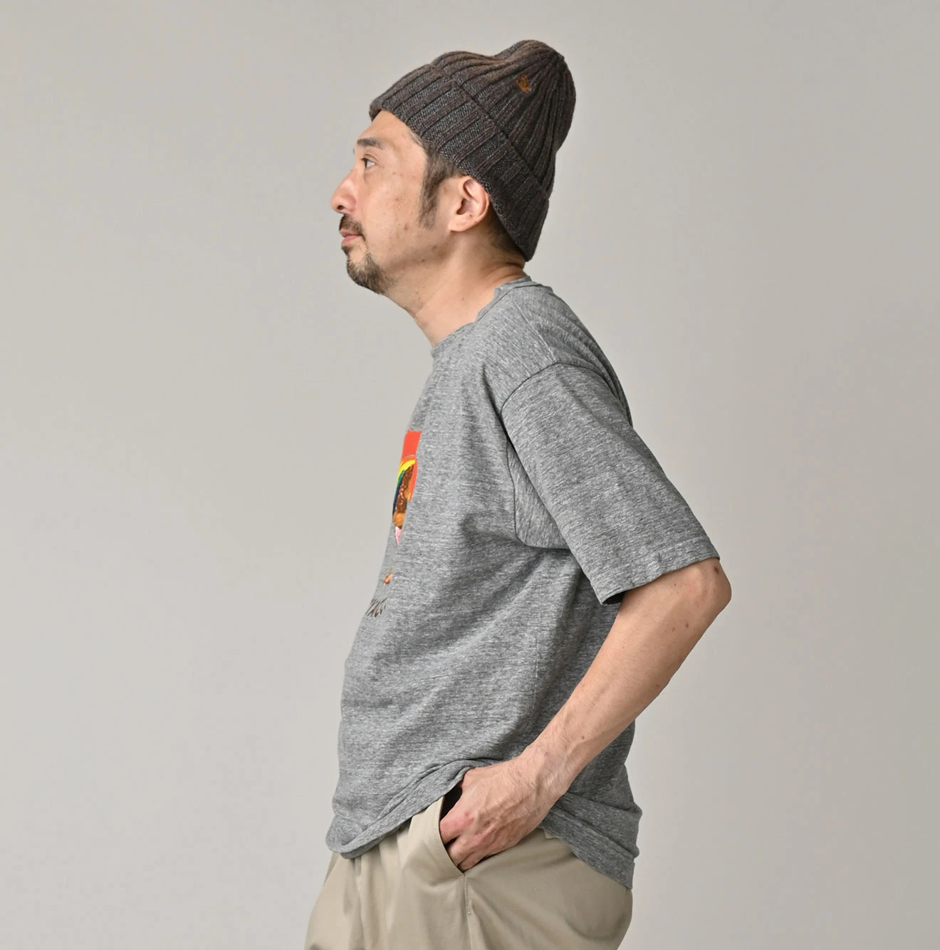 45R（フォーティファイブアール）| 葉山ものがたりカヤッコちゃんベタッチプリントの90845星Tシャツ（再び・トップ） Short ...