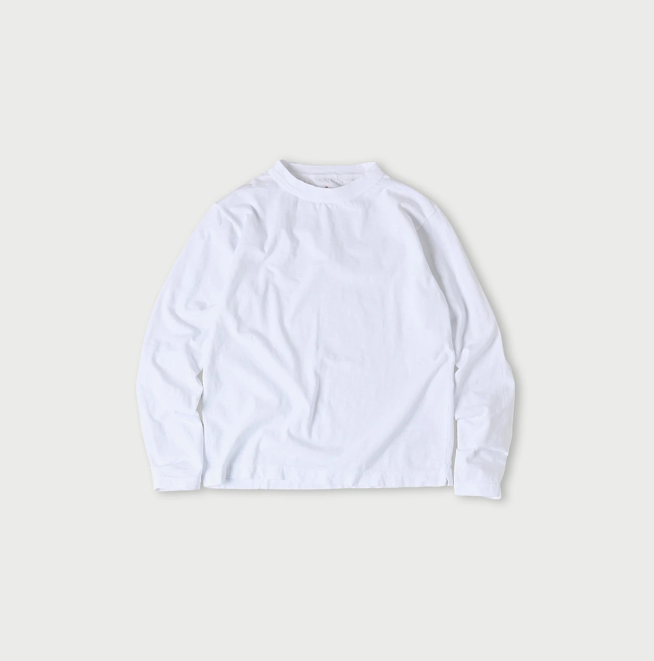 45R 葉山ものがたり でこぼこ天竺の908もぎたてセイルバスクTシャツ カヤッコべタッチプリントの90845星半袖Tシャツ | 45R葉山店