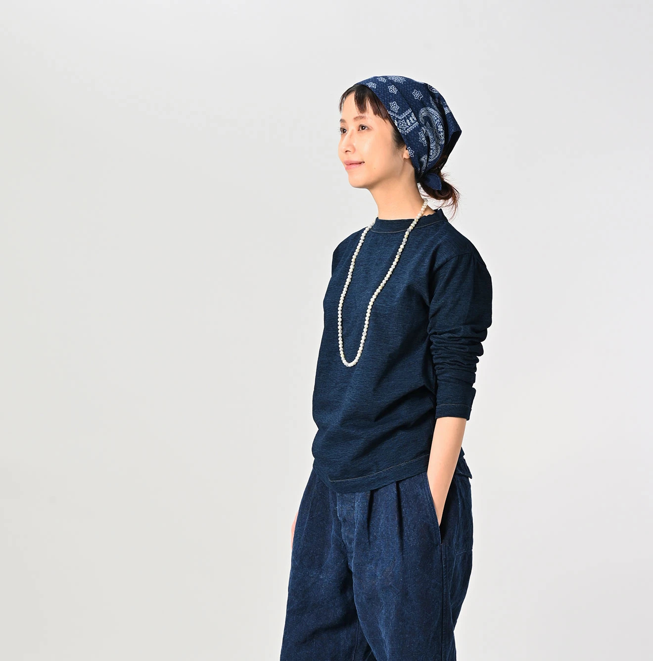 45R(フォーティファイブアール) |葉山ものがたりモントックン刺繍の90845星Tシャツ（インディゴ）