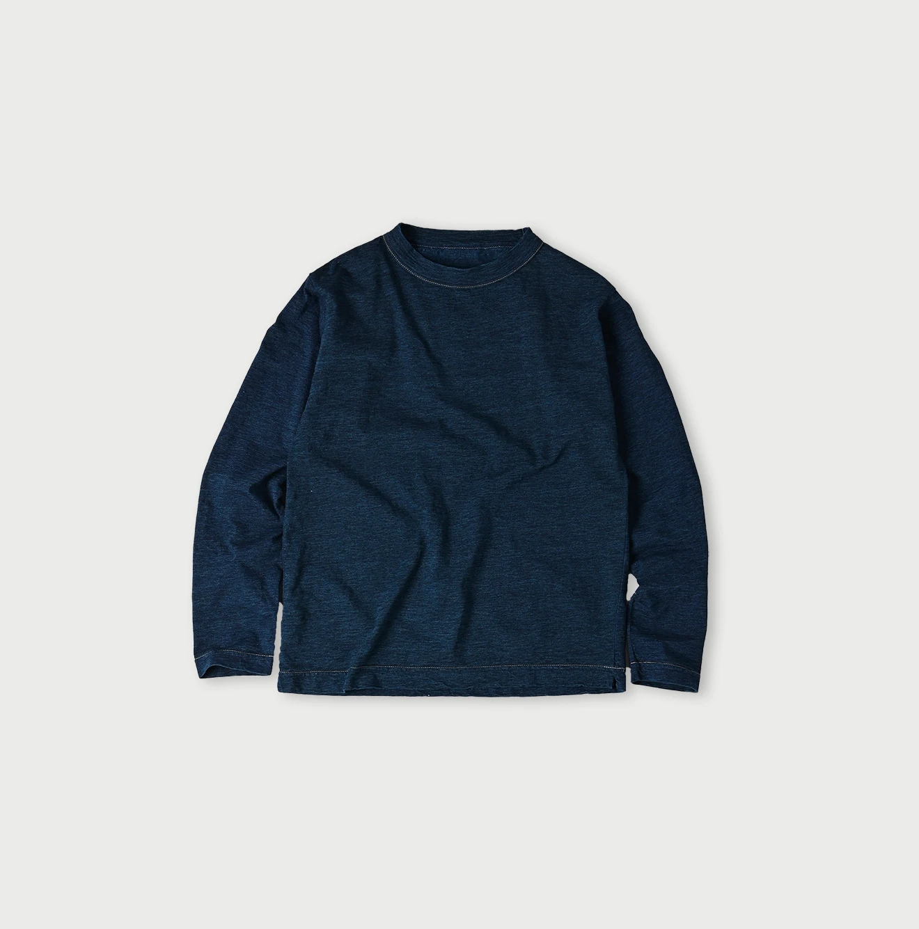 45R(フォーティファイブアール) |葉山ものがたりカモンメくん刺繍の90845星Tシャツ（インディゴ）