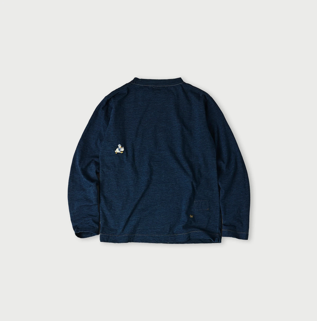 45R(フォーティファイブアール) |葉山ものがたりカモンメくん刺繍の90845星Tシャツ（インディゴ）