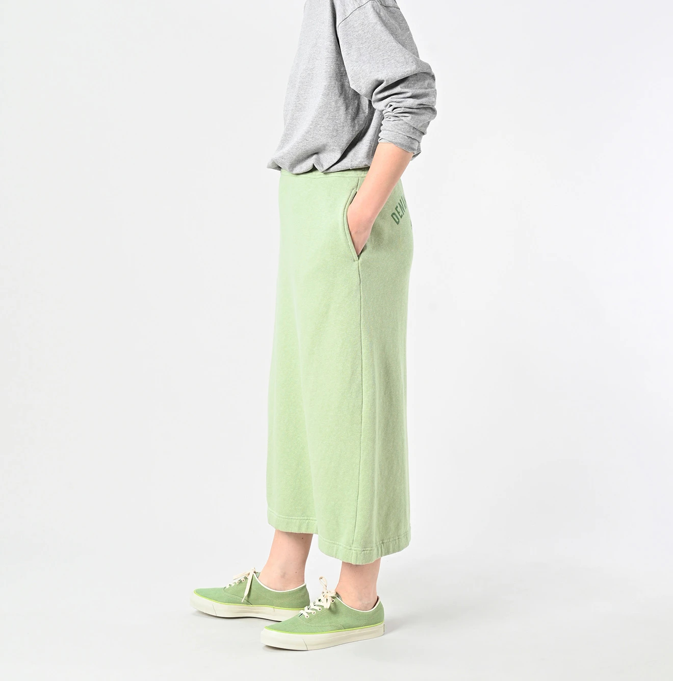 45R(フォーティファイブアール) |ガーゼ裏毛ロゴプリントのスカート