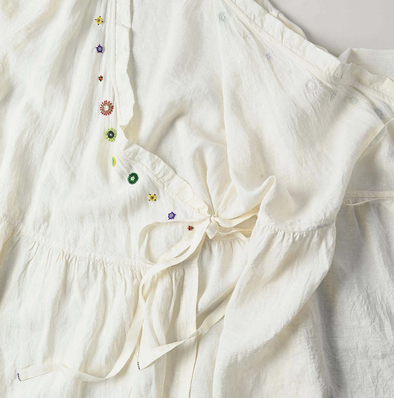 45R(フォーティファイブアール) |インドリネンビーズ刺繍のカシュクールドレス