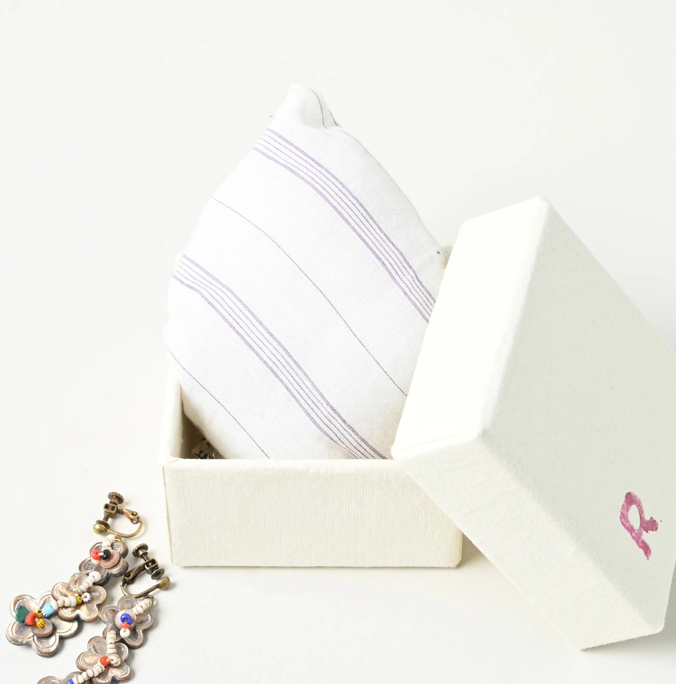 45R(フォーティファイブアール) |シェルdeフルールのイヤリング