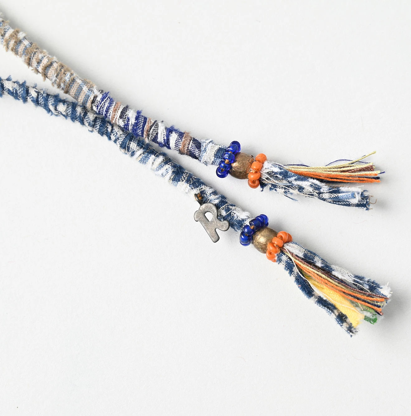 45R(フォーティファイブアール) |かさねレザーのフラワーチョーカー