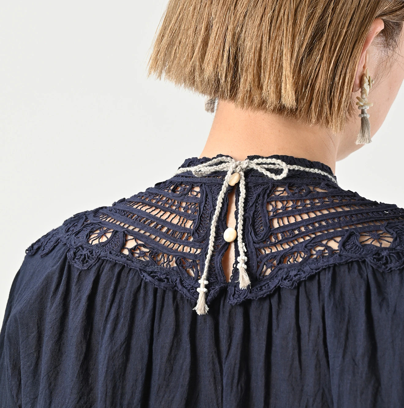 45R(フォーティファイブアール) |インドカディのリボンレースブラウス