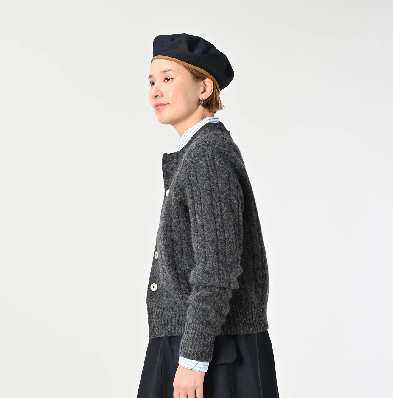 45R(フォーティファイブアール) |シェットランドケーブル縮絨のカーディガン