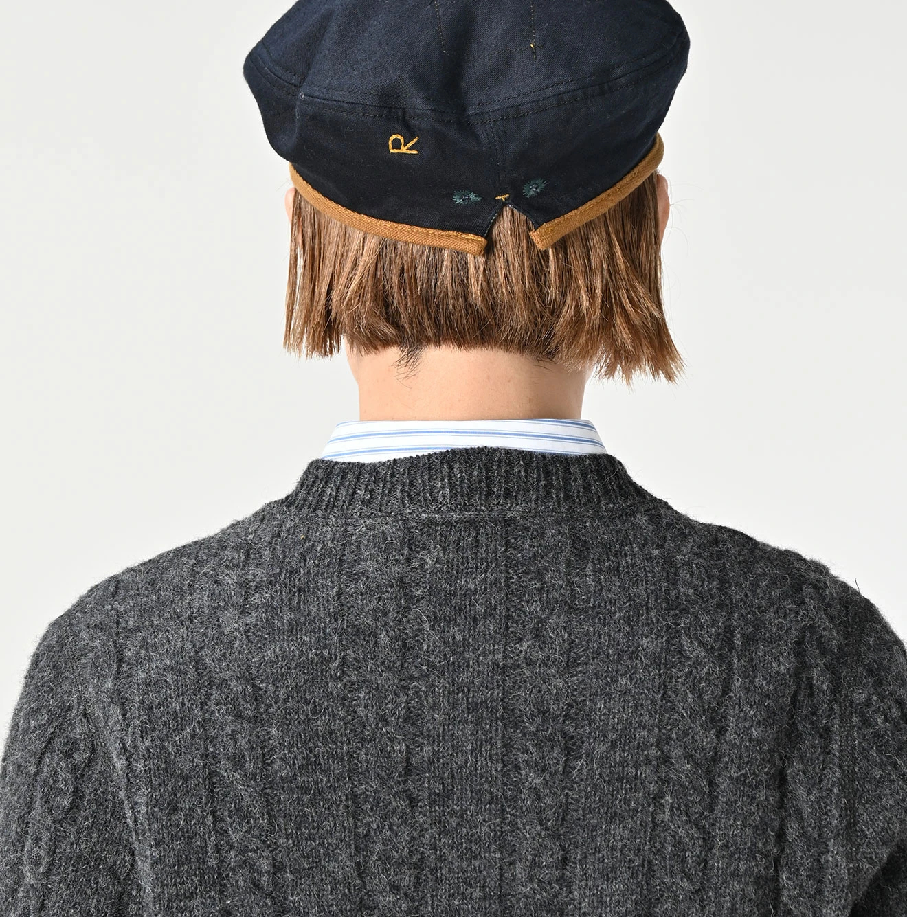 45R(フォーティファイブアール) |シェットランドケーブル縮絨のカーディガン